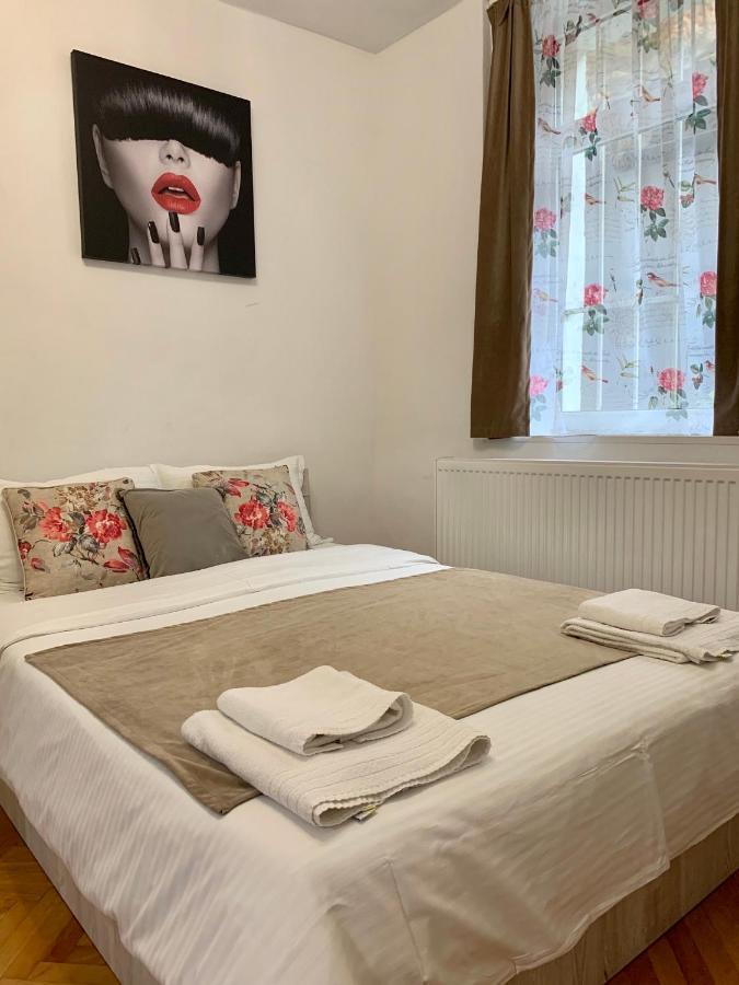 36 Central Residence Μπρασόβ Εξωτερικό φωτογραφία