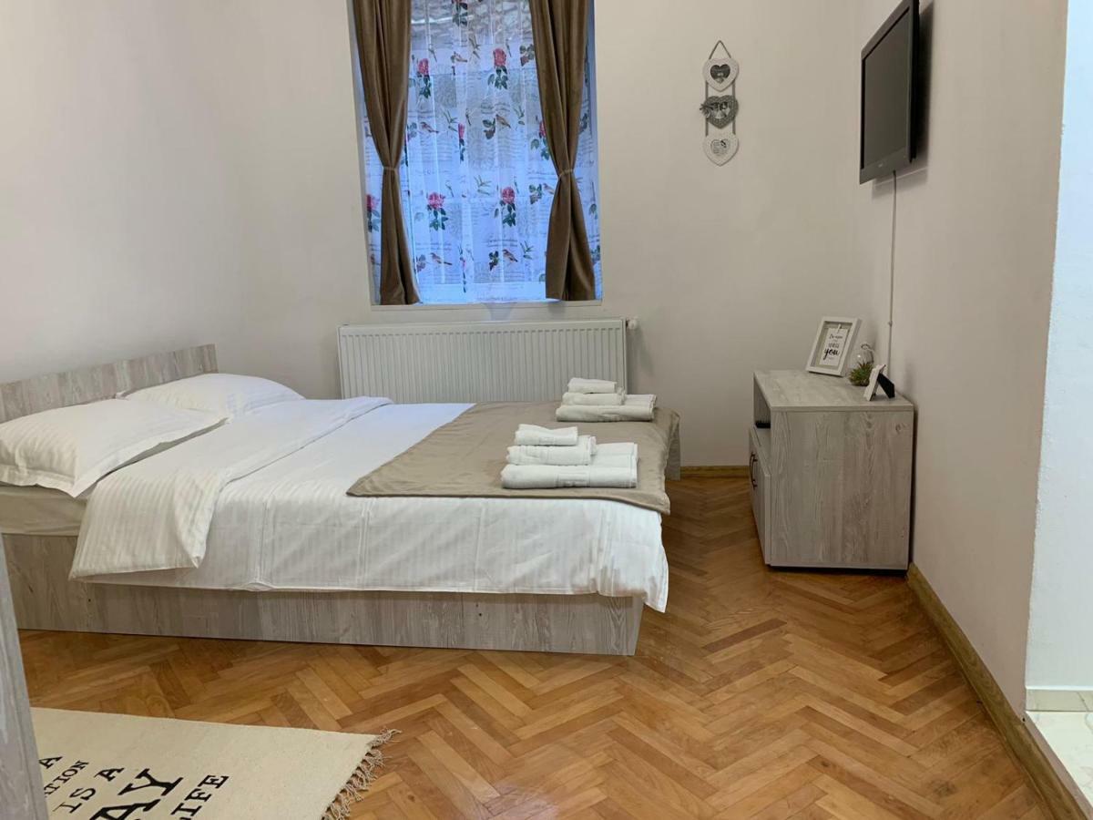 36 Central Residence Μπρασόβ Εξωτερικό φωτογραφία
